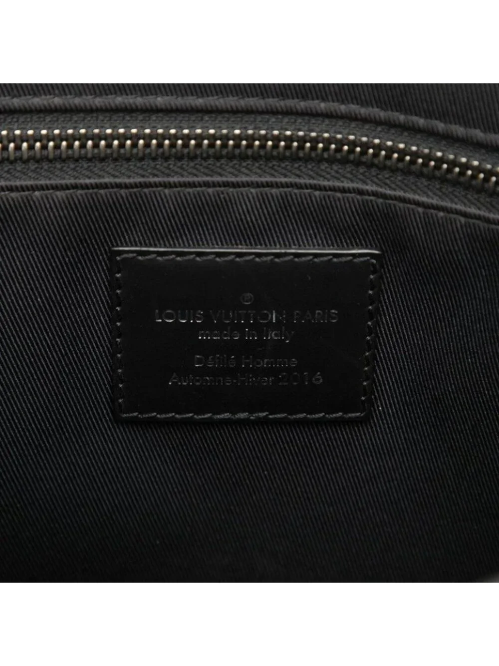 Louis Vuitton Monogram Eclipse Messenger Voyage PM Crossbody Shoulder Bag Black